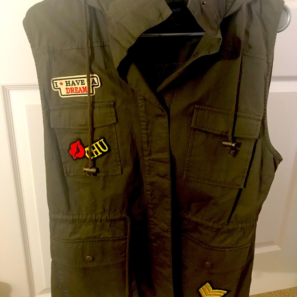 Army green hooded vest
